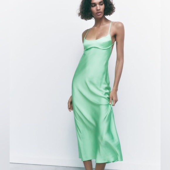 Zara SATIN EFFECT MIDI DRESS - Picture 3 of 13